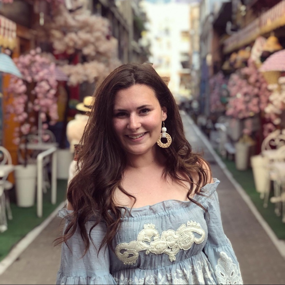Meet your Posher, Josee